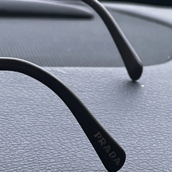 Prada Eyglasses Gold Metal Frame Made in Italy - Need TLC - Picture 7 of 8